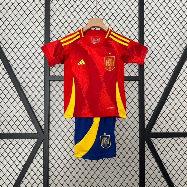 Equipación Local España 24-25